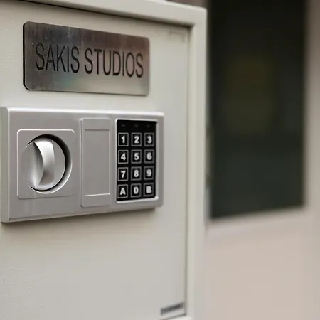 Luxury In Downtown Apartament Salonic