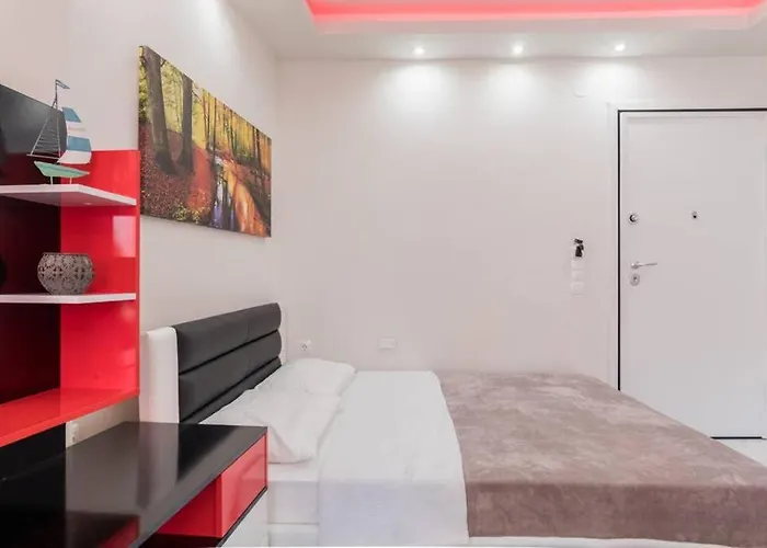 Апартаменты Luxury In Downtown *