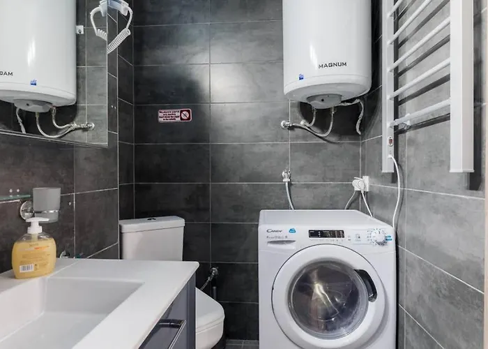 Luxury In Downtown *