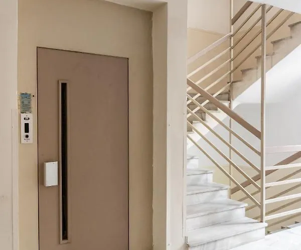 Luxury In Downtown Апартаменты *